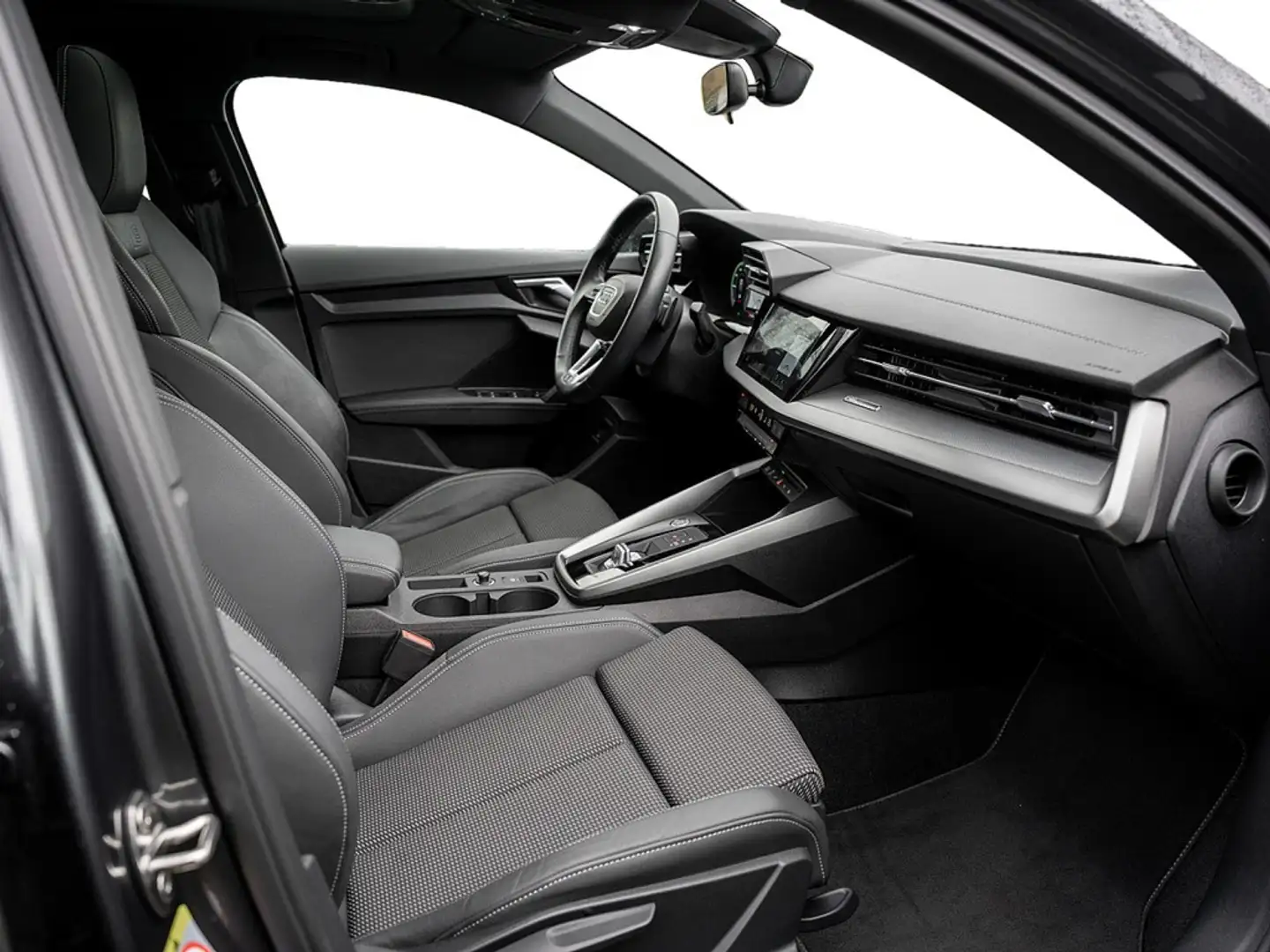 Audi A3 Sportback 40 TFSIe S line MATRIX PANO NAVI Grau - 2