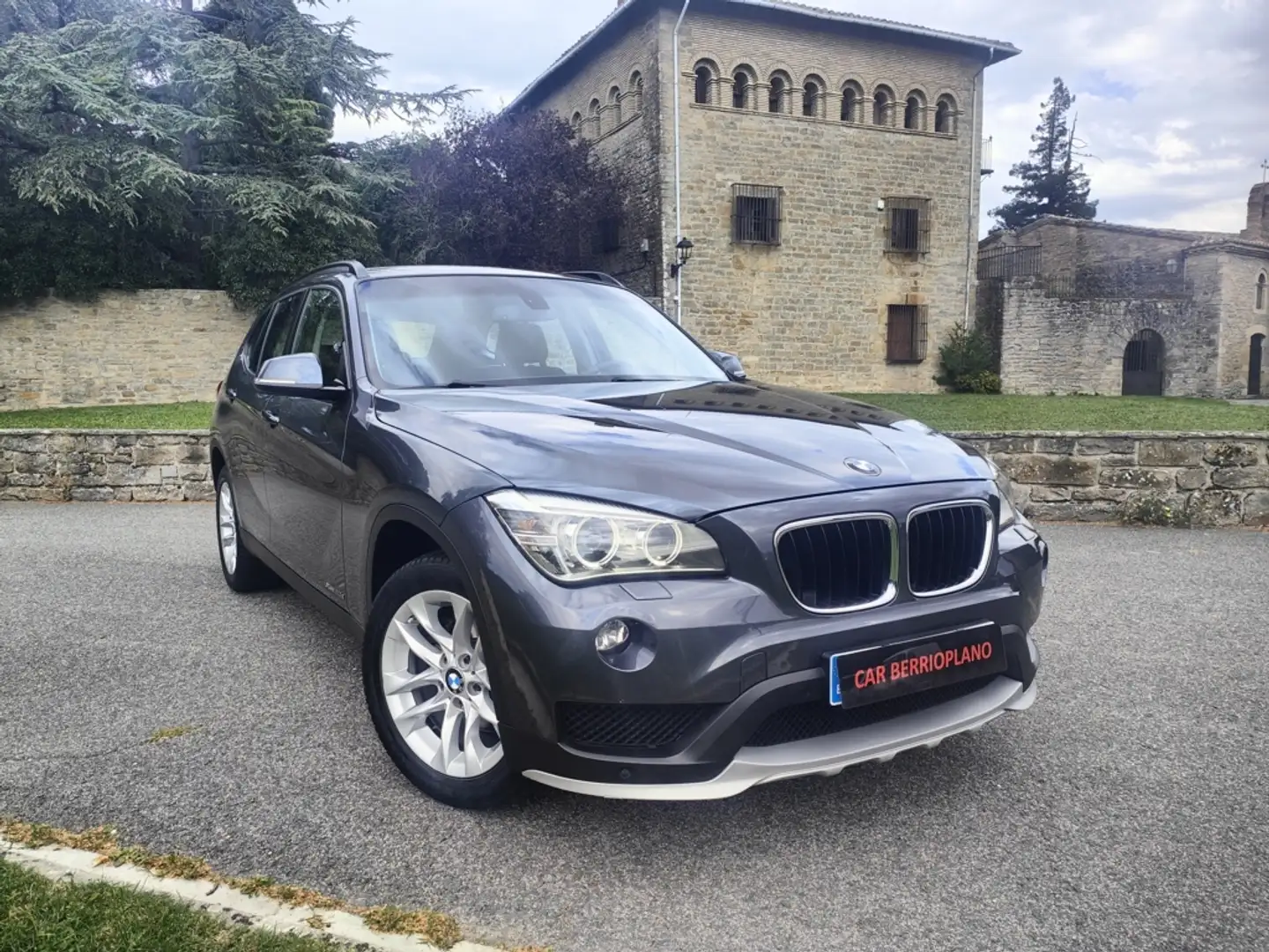 BMW X1 xDrive 20dA Negro - 1