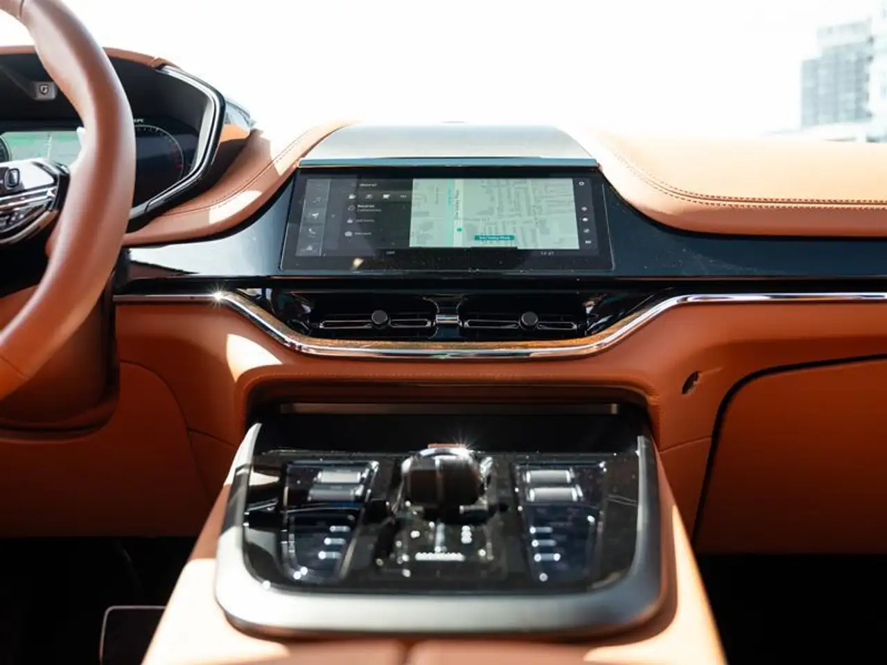 Aston Martin DBX снимка Aston Martin DBX