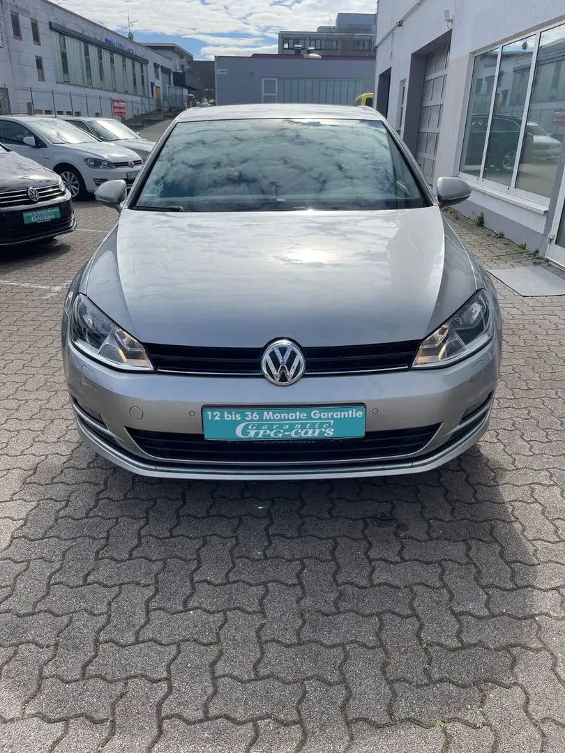 Volkswagen Golf VII Lim. Lounge BMT Silber - 2