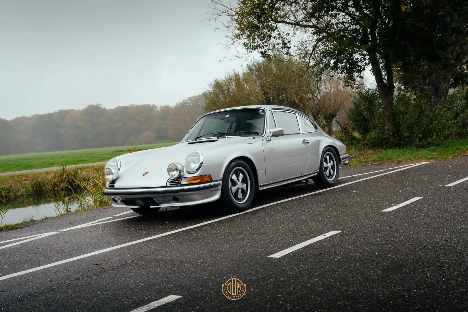 Porsche 911 S - Ölklappe Gris - 1