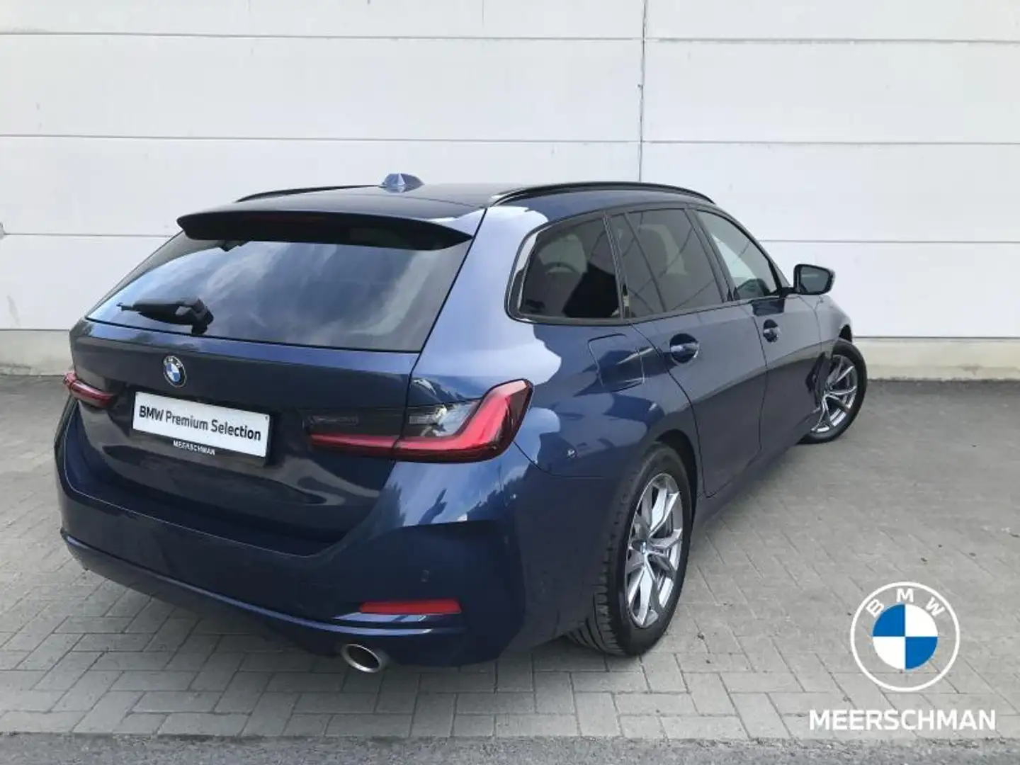 BMW 318 Touring Bleu - 2