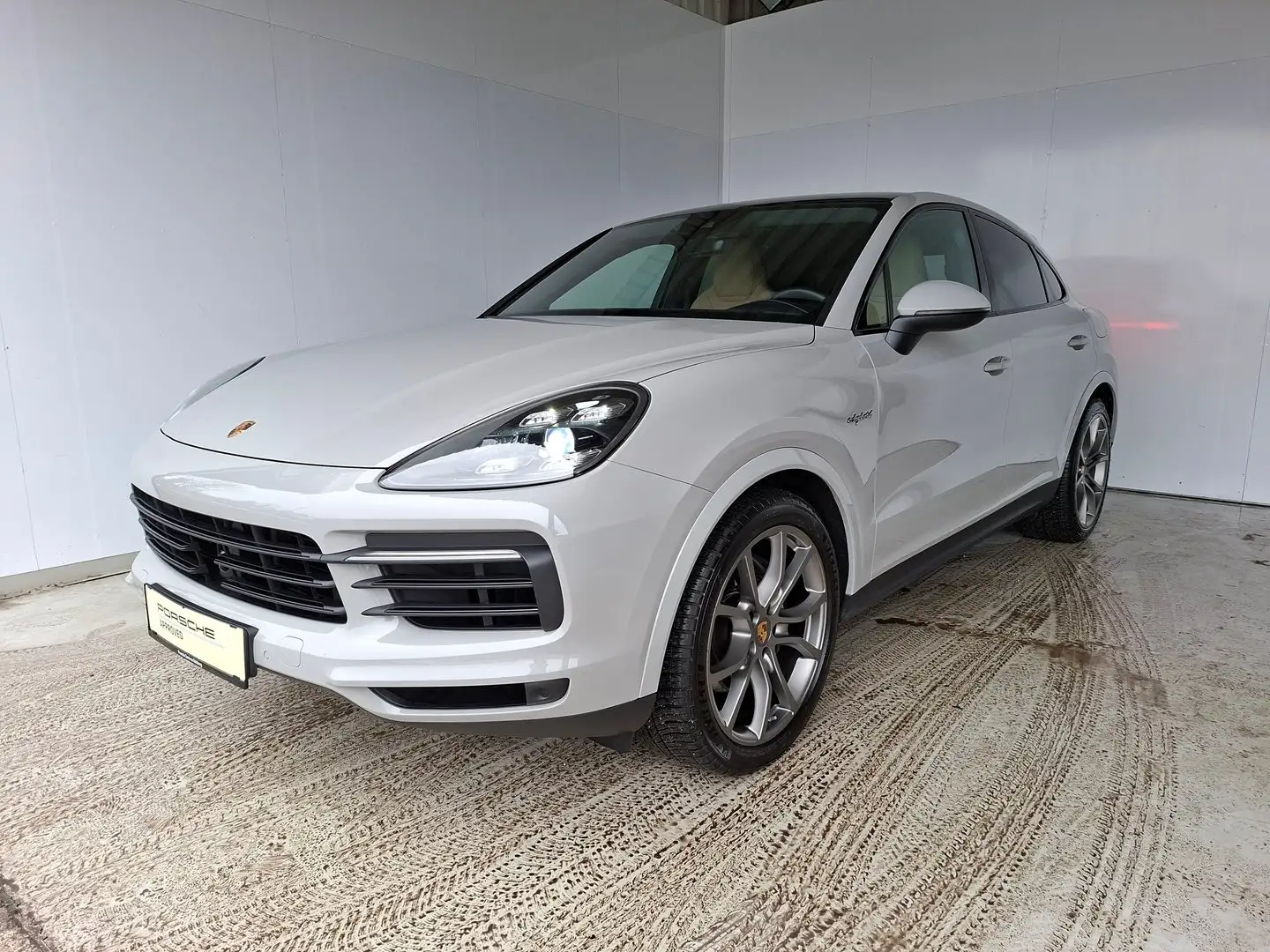 Porsche Cayenne E-Hybrid Coupé Grau - 1