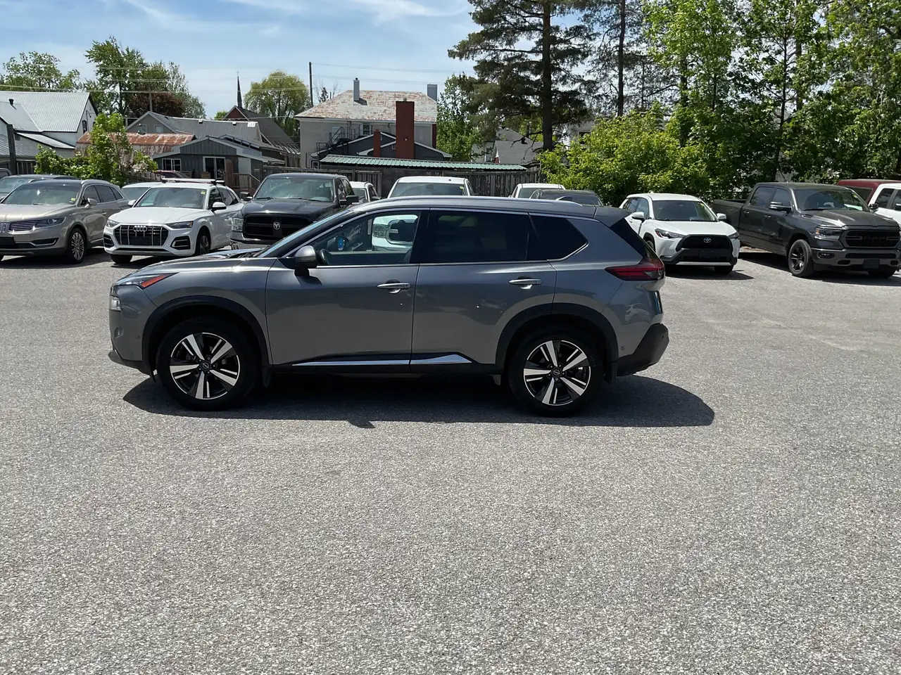 Nissan Rogue photo Nissan Rogue