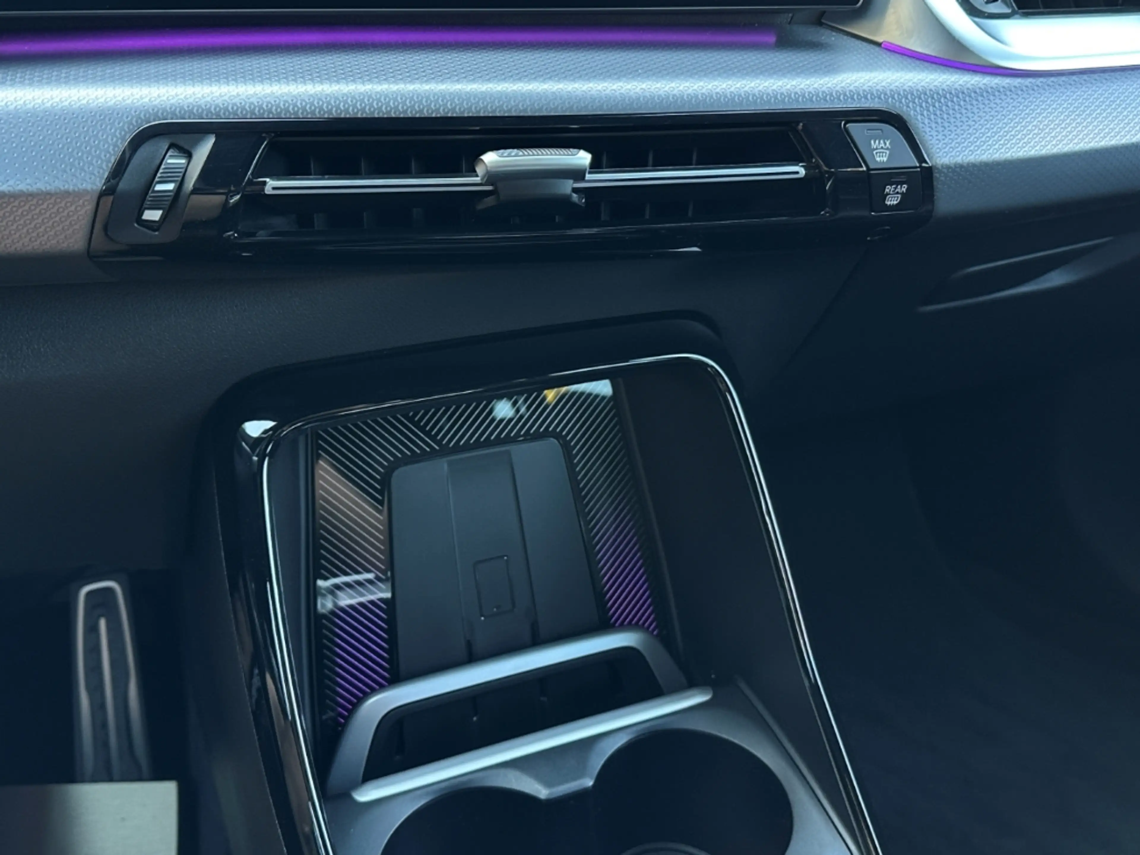 BMW 230 Active Tourer xD MSPORT HUD DAP PA+ HK MEMORY — photo 11