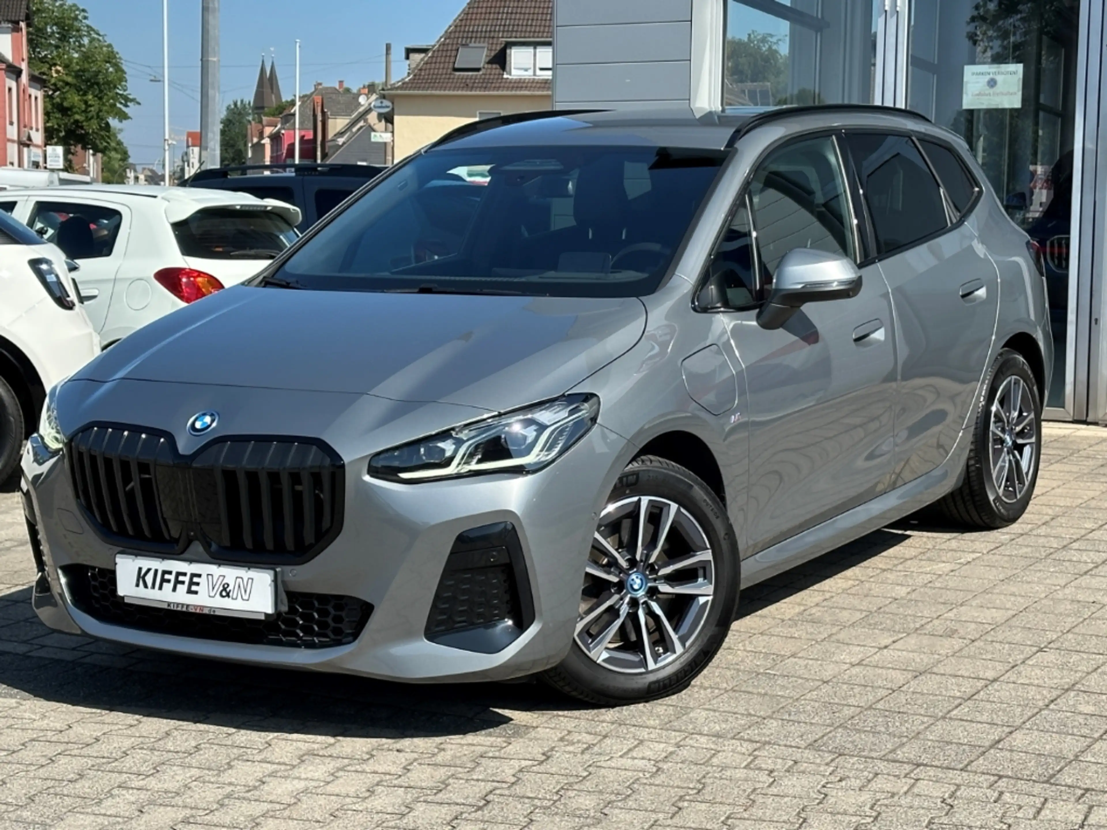 BMW 230 Active Tourer xD MSPORT HUD DAP PA+ HK MEMORY — photo 3