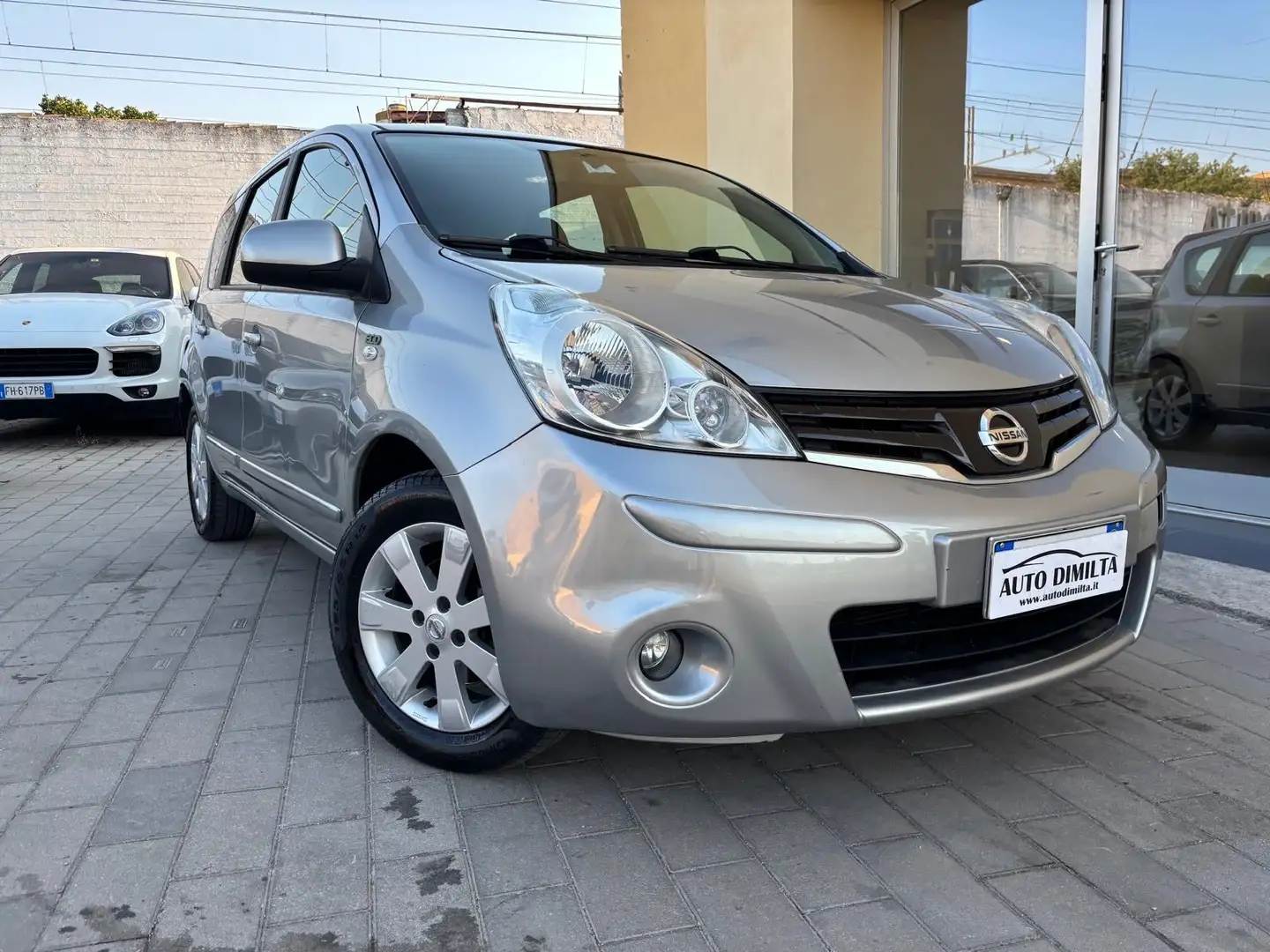 Nissan Note Note I 2006 1.4 16v N-Tec eco Gpl Grigio - 1