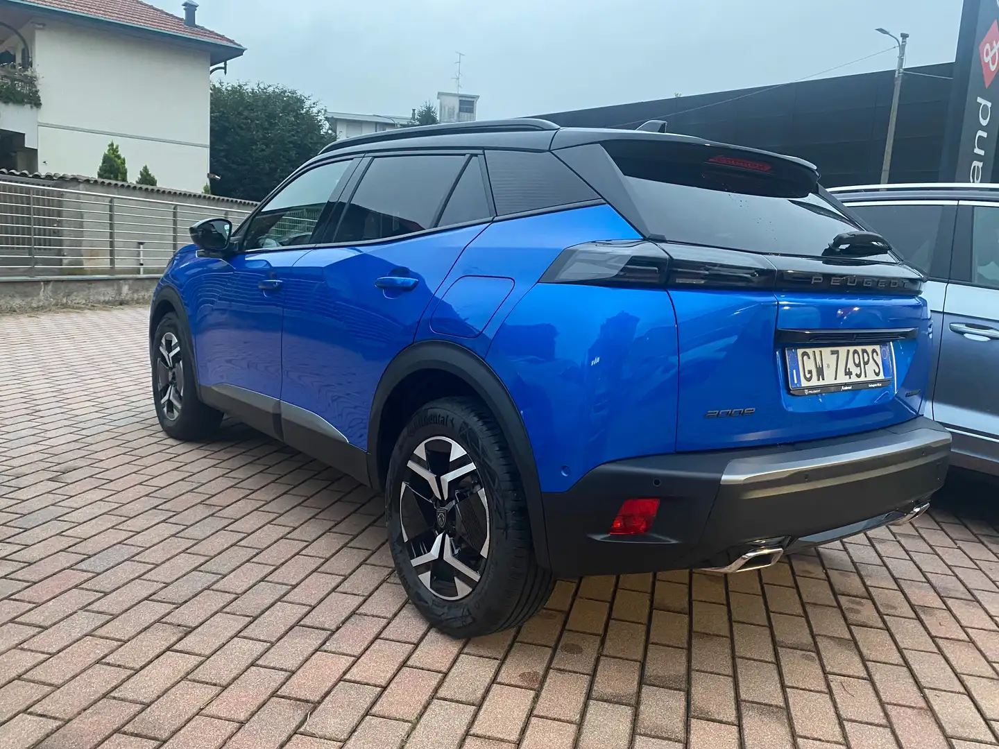 Peugeot 2008 2008 II 2023 1.2 hybrid GT 145cv e-dcs6 Blu/Azzurro - 2