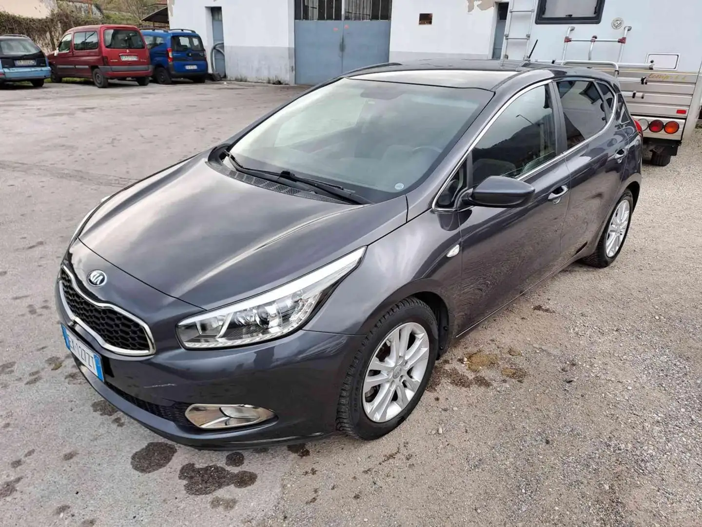 Kia Ceed / cee'd 1.6 CRDi 110 CV 5 porte Cool Gris - 1