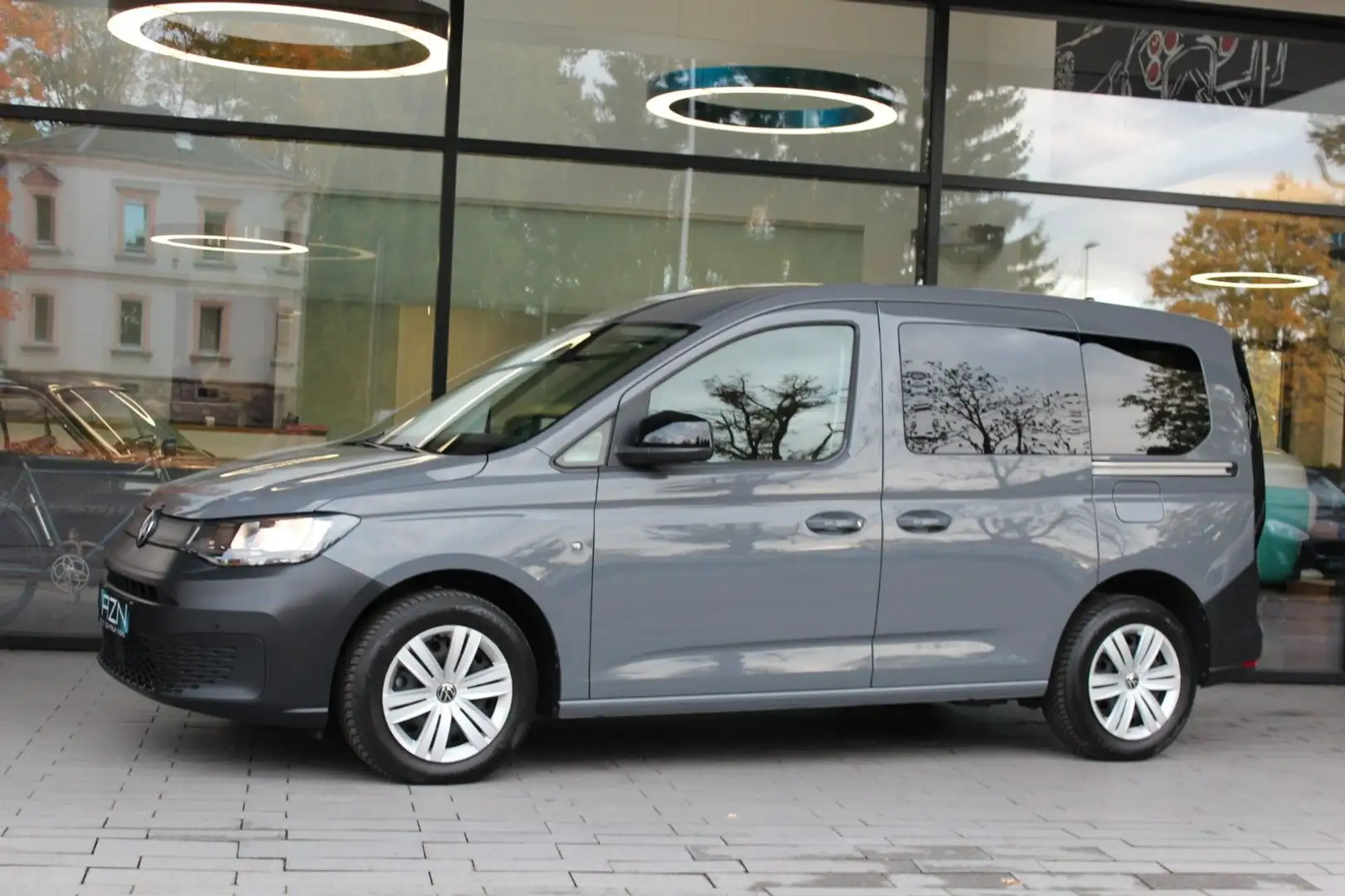 Volkswagen Caddy Kombi 1.5 TSI Gris - 1