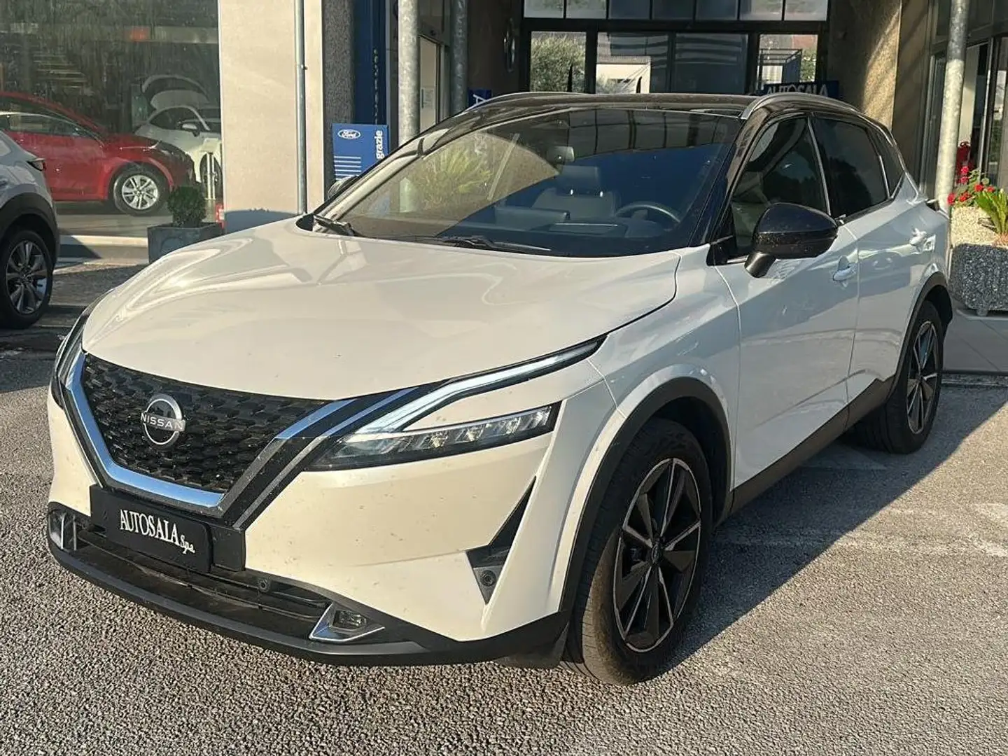 Nissan Qashqai Qashqai 1.3 Tekna 2wd 140cv Mild-hybrid Benzina Bianco - 1