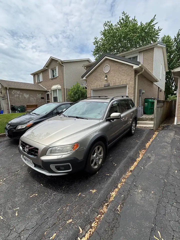Volvo XC70 снимка Volvo XC70