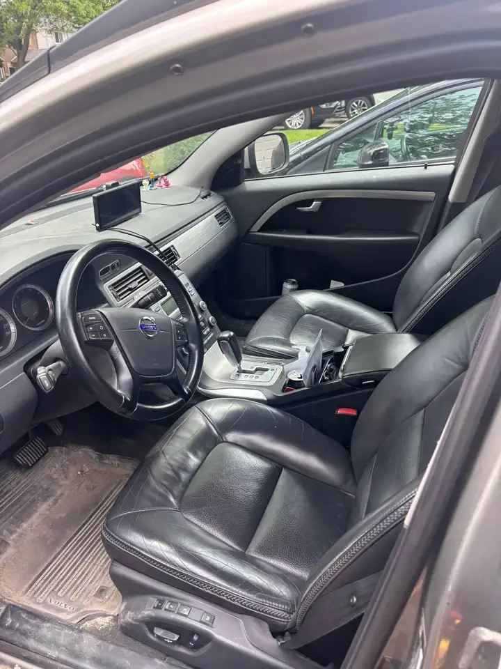 Volvo XC70 снимка Volvo XC70