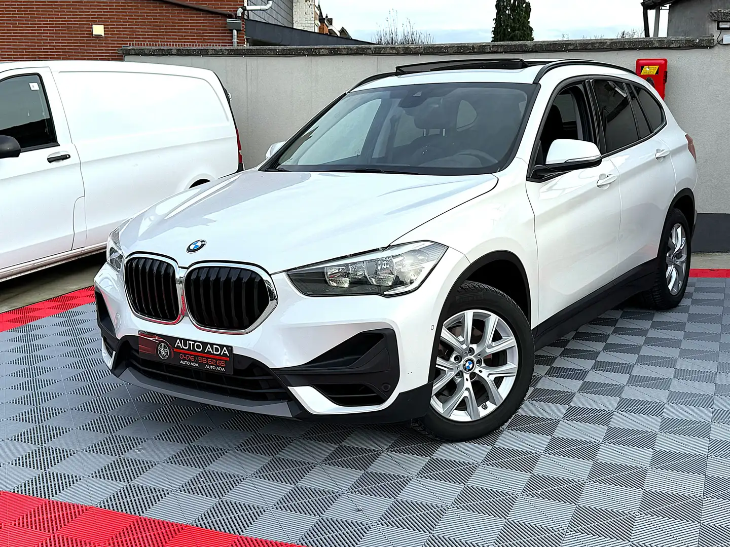 BMW X1 X1 1.5iA sDrive18--TOIT PANORAMIQUE-GPS-BOITE AUTO Blanc - 2