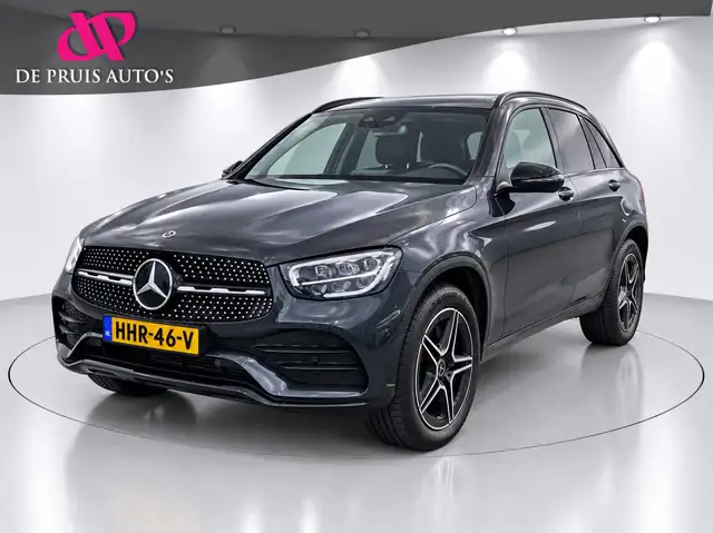 Mercedes-Benz GLC 300 300e 4MATIC AMG Panodak Trekhaak Camera Nightpakke