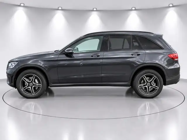 Mercedes-Benz GLC view 13