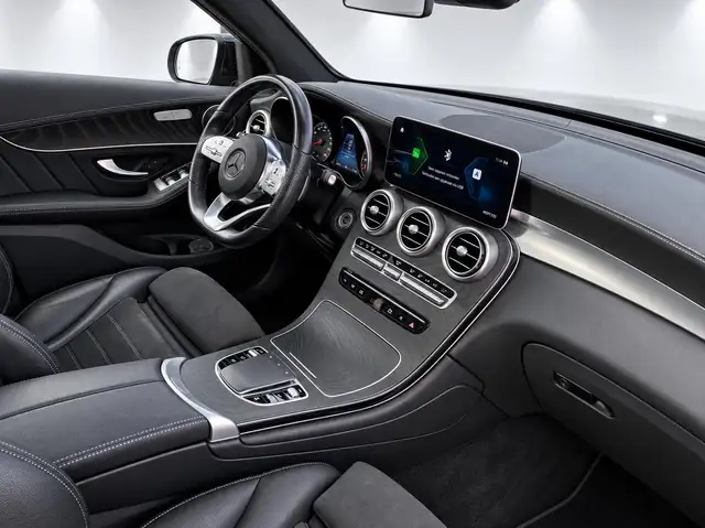 Mercedes-Benz GLC view 20