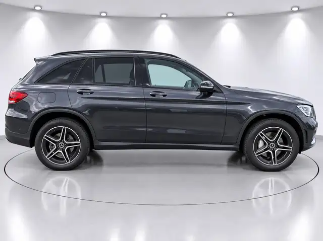 Mercedes-Benz GLC view 19