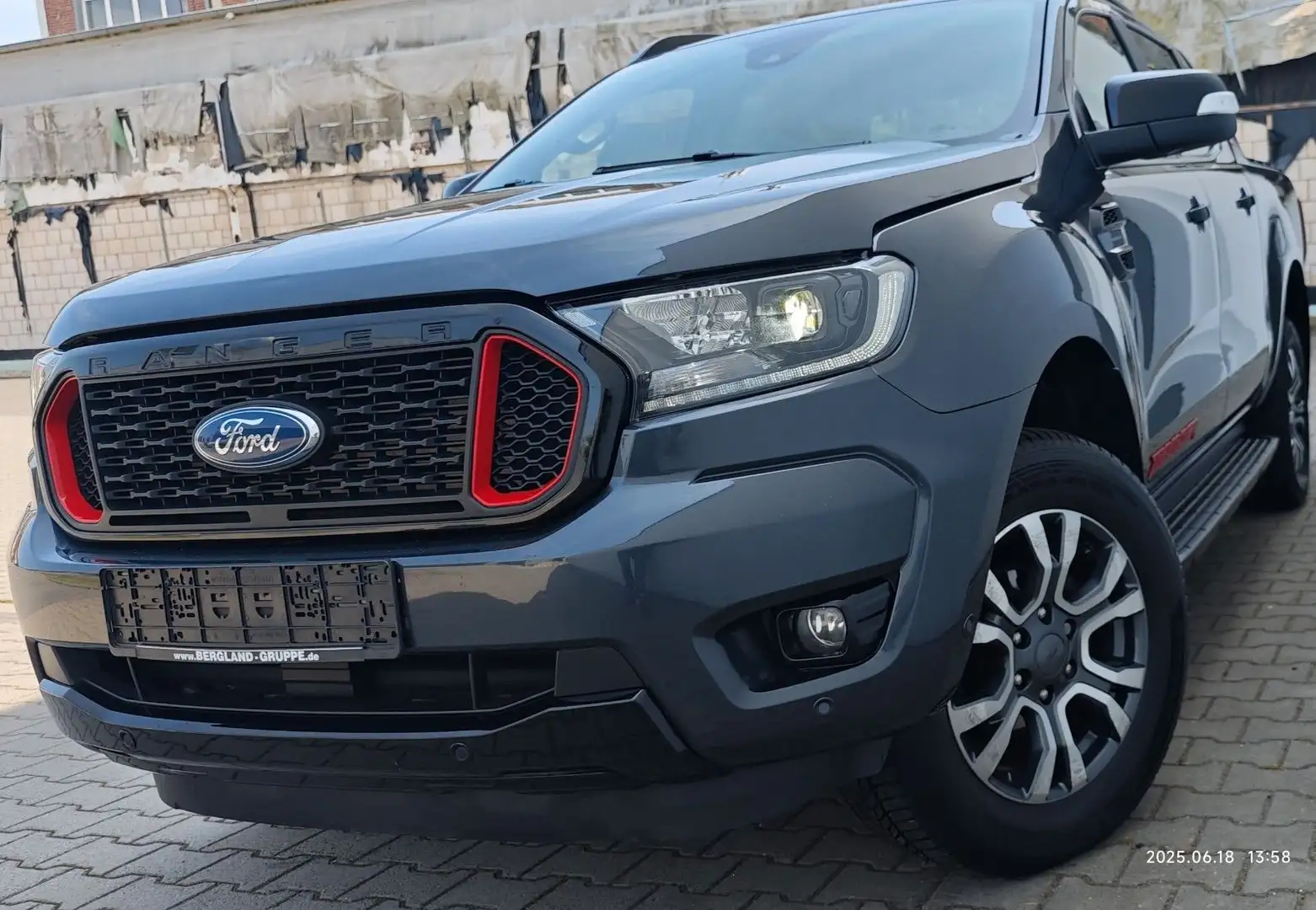 Ford Ranger Wildtrak Doppelkabine 4x4 Thunder Grau - 1