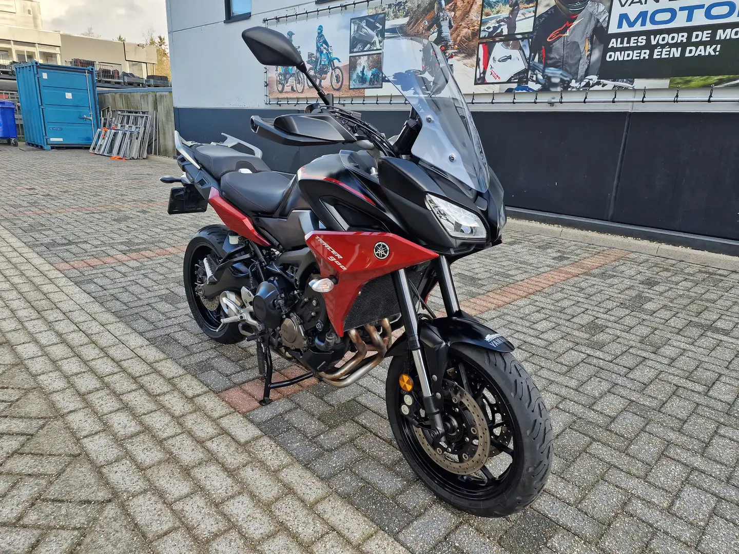 Yamaha Tracer 900 Rojo - 2