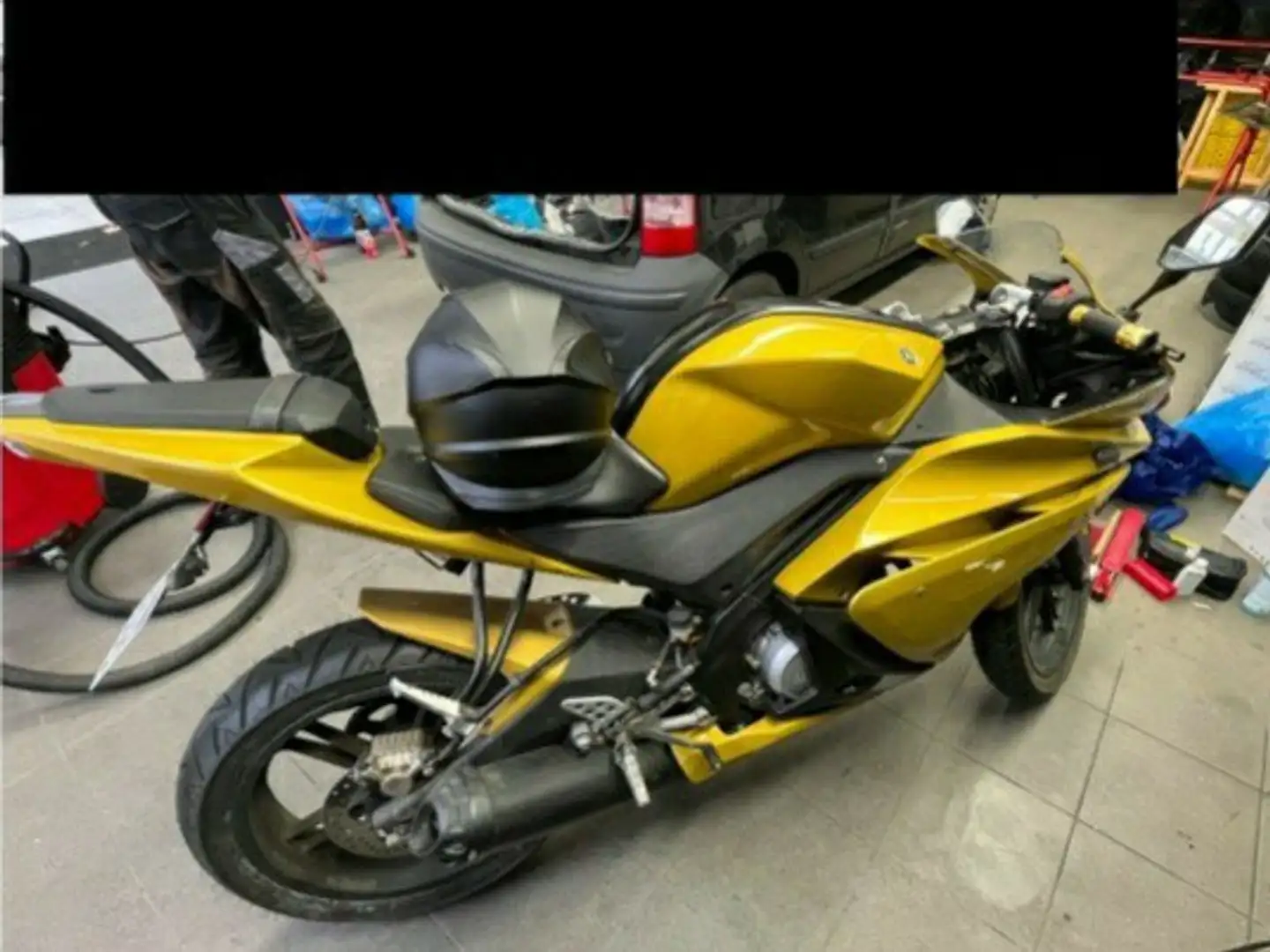 Yamaha YZF-R125 Oro - 2