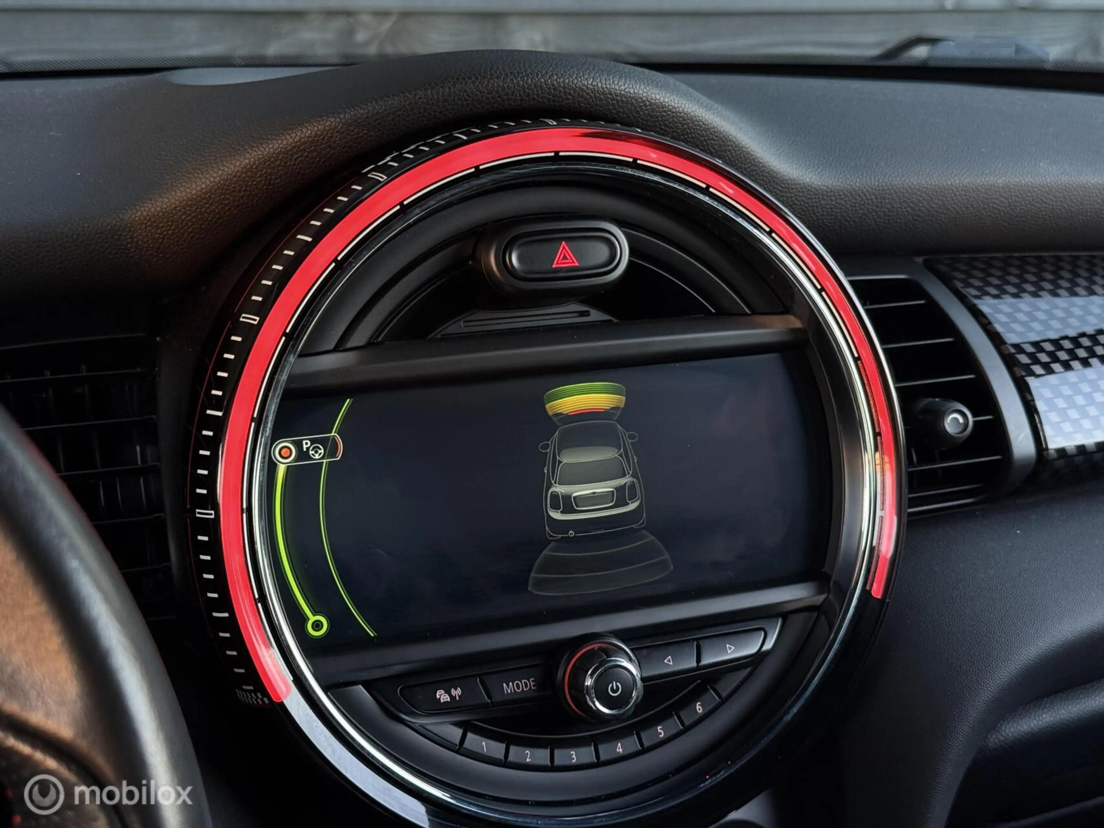 MINI John Cooper Works 3-Deurs 2.0 Chili | Automaat | LED | 231 PK — photo 15