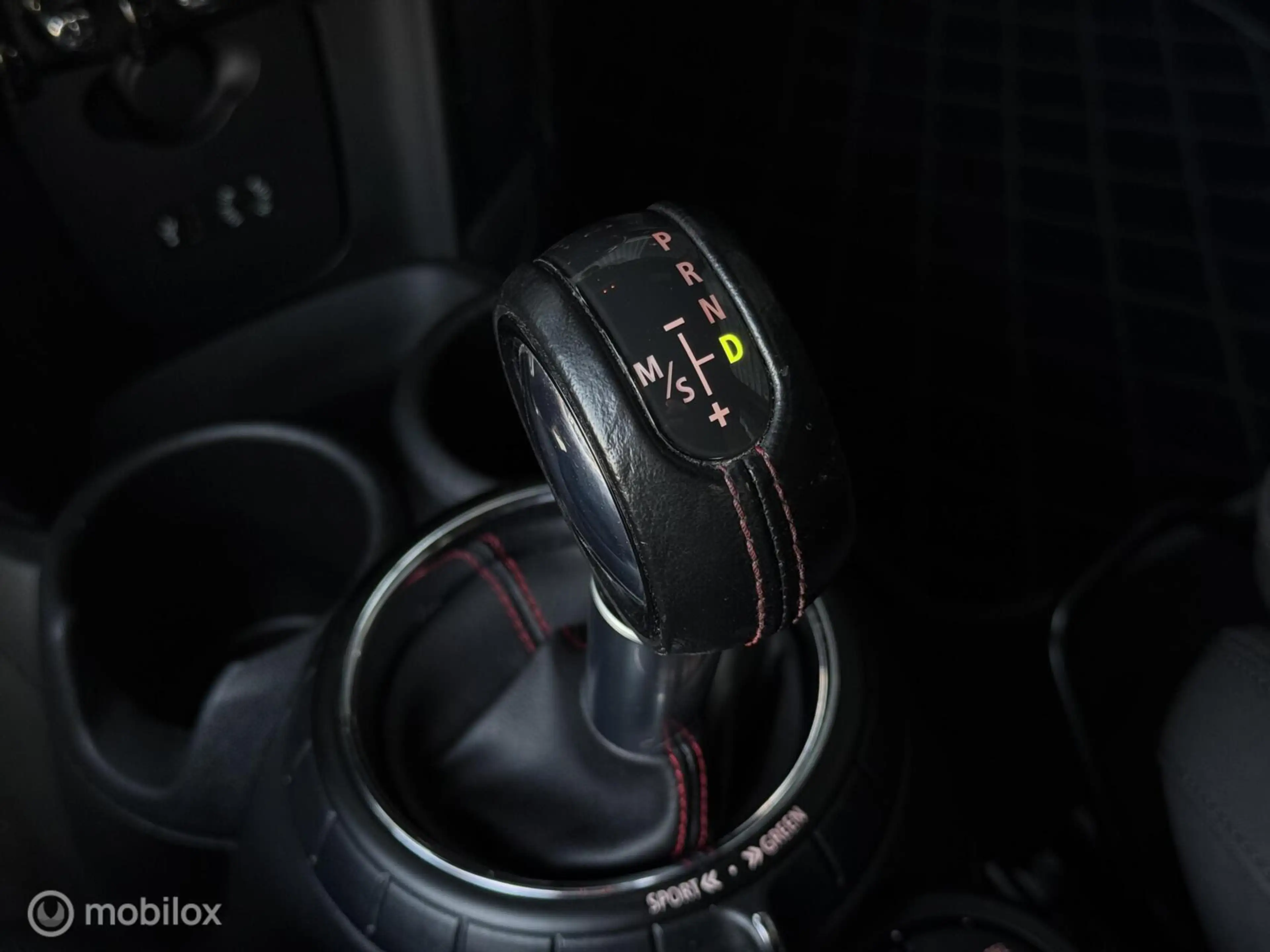 MINI John Cooper Works 3-Deurs 2.0 Chili | Automaat | LED | 231 PK — photo 12