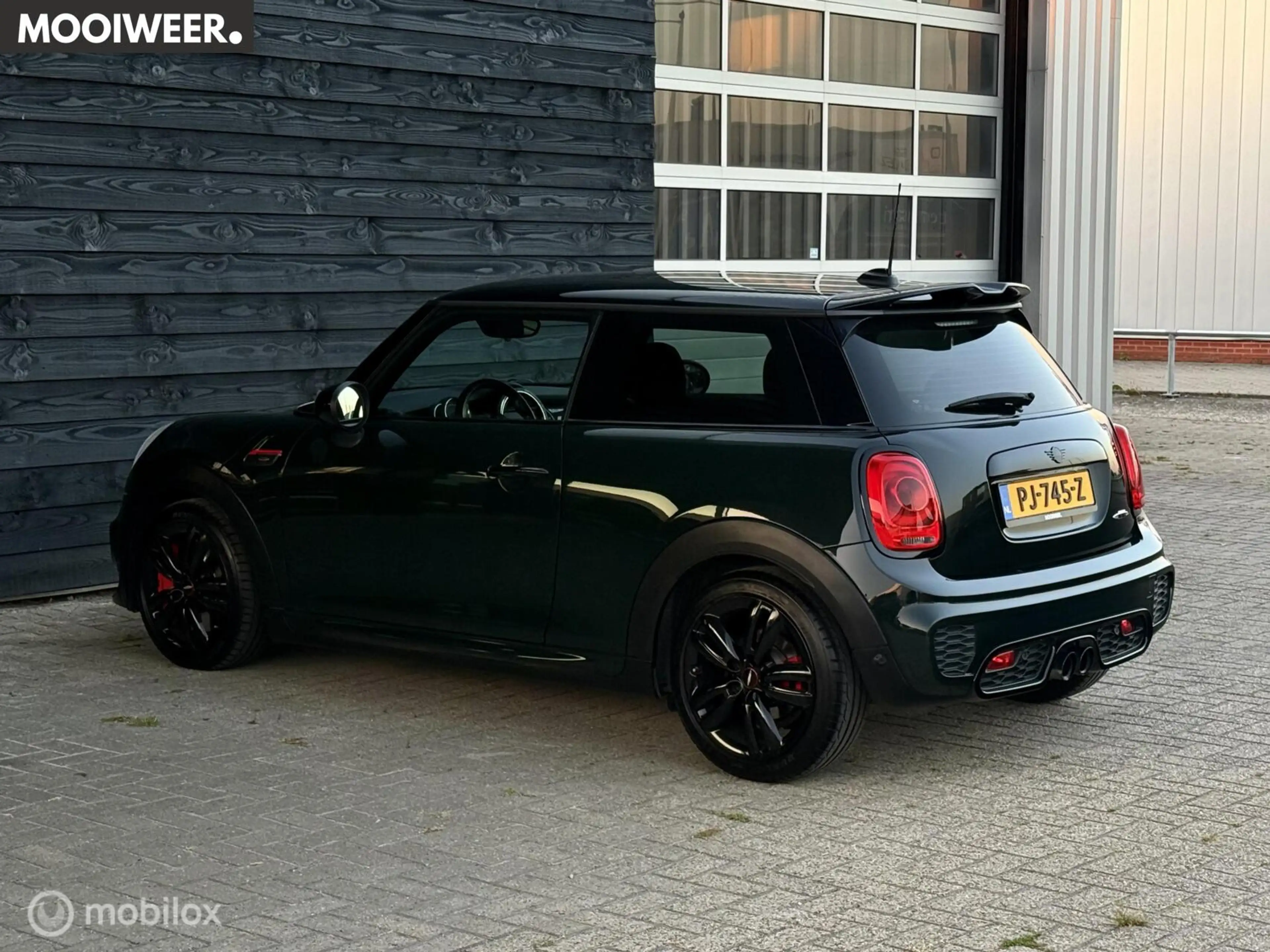 MINI John Cooper Works 3-Deurs 2.0 Chili | Automaat | LED | 231 PK — photo 2