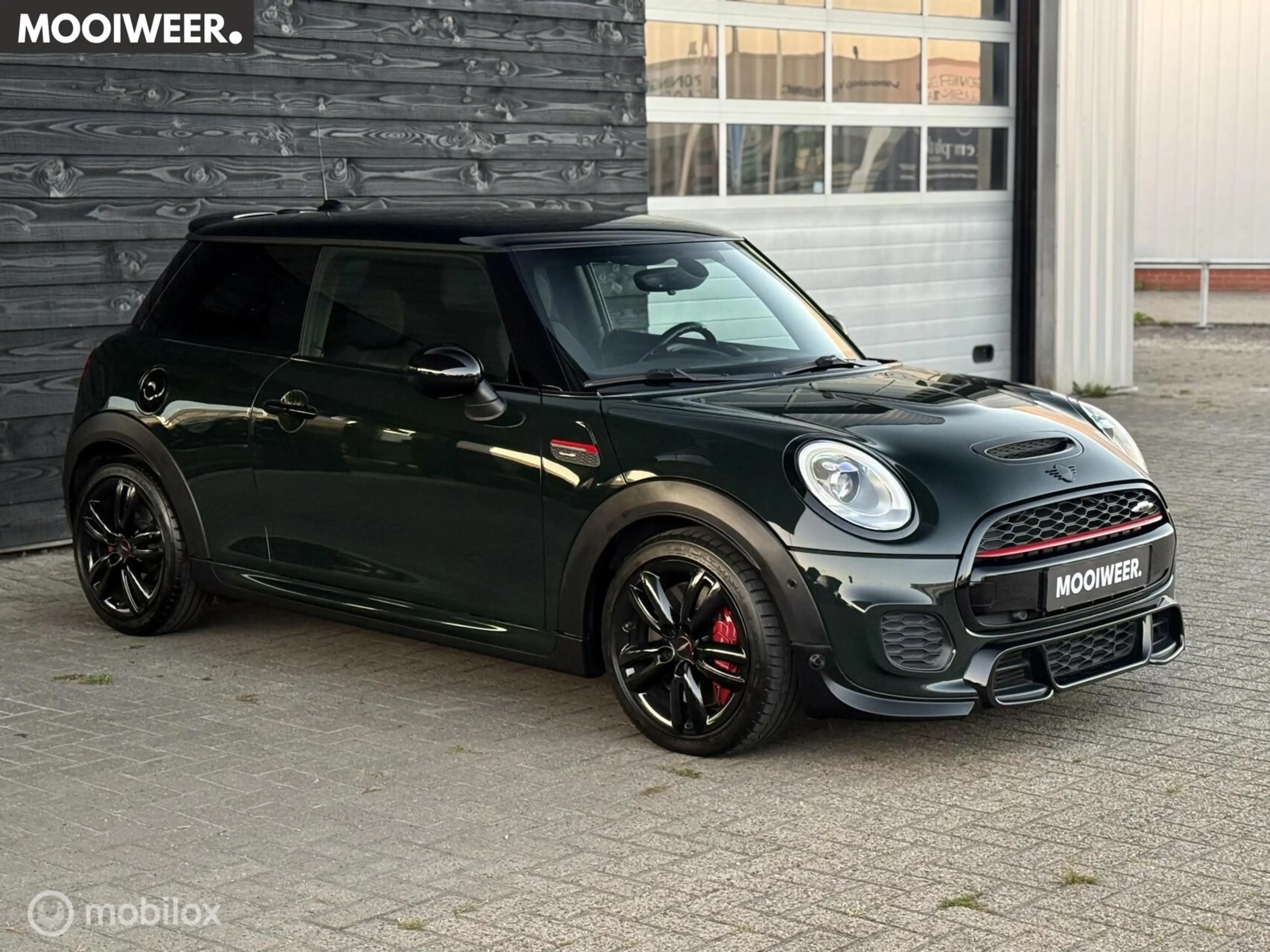 MINI John Cooper Works 3-Deurs 2.0 Chili | Automaat | LED | 231 PK