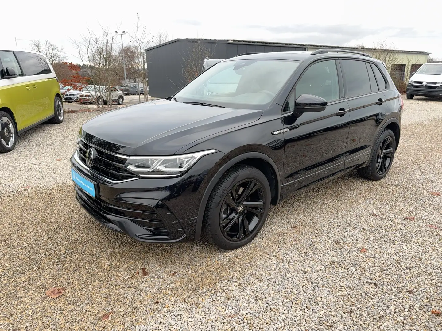 Volkswagen Tiguan R-Line TDi Head-up-Display / Harman Kardon Schwarz - 2
