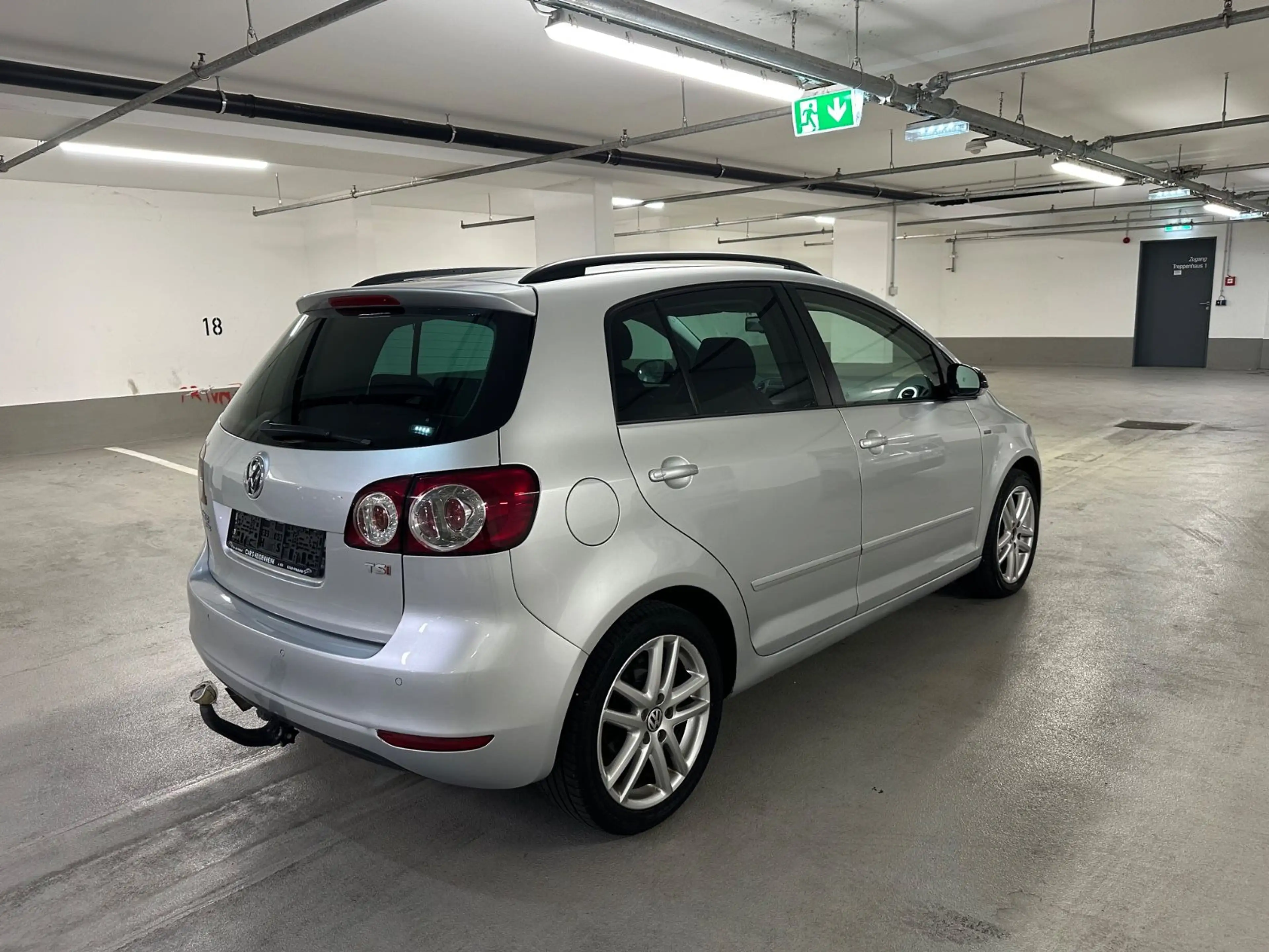 Volkswagen Golf Plus VI Match — photo 7