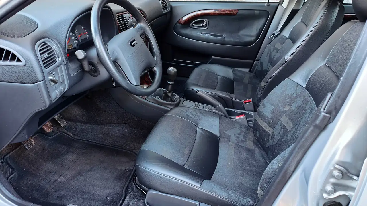 Volvo S40 1.8 16v, foto 7