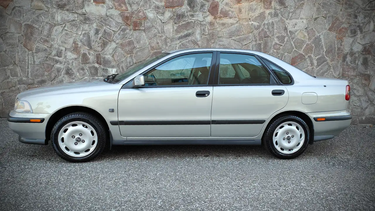 Volvo S40 1.8 16v, foto 5