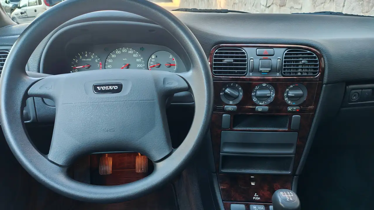 Volvo S40 1.8 16v, foto 9