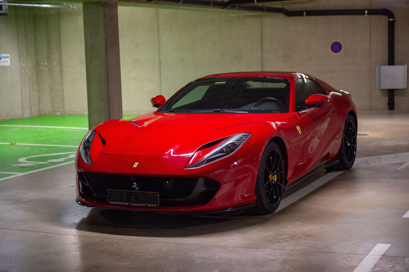 Ferrari 812 GTS - Full Carbon -Rosso 70 Anni