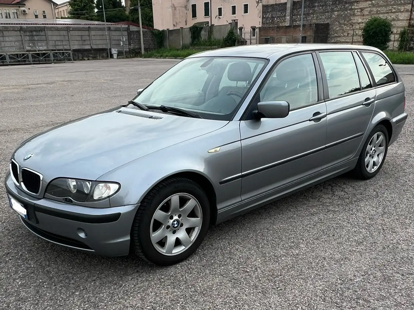 BMW 320 Serie 3 E46 Touring 320d Touring Futura Grigio - 1
