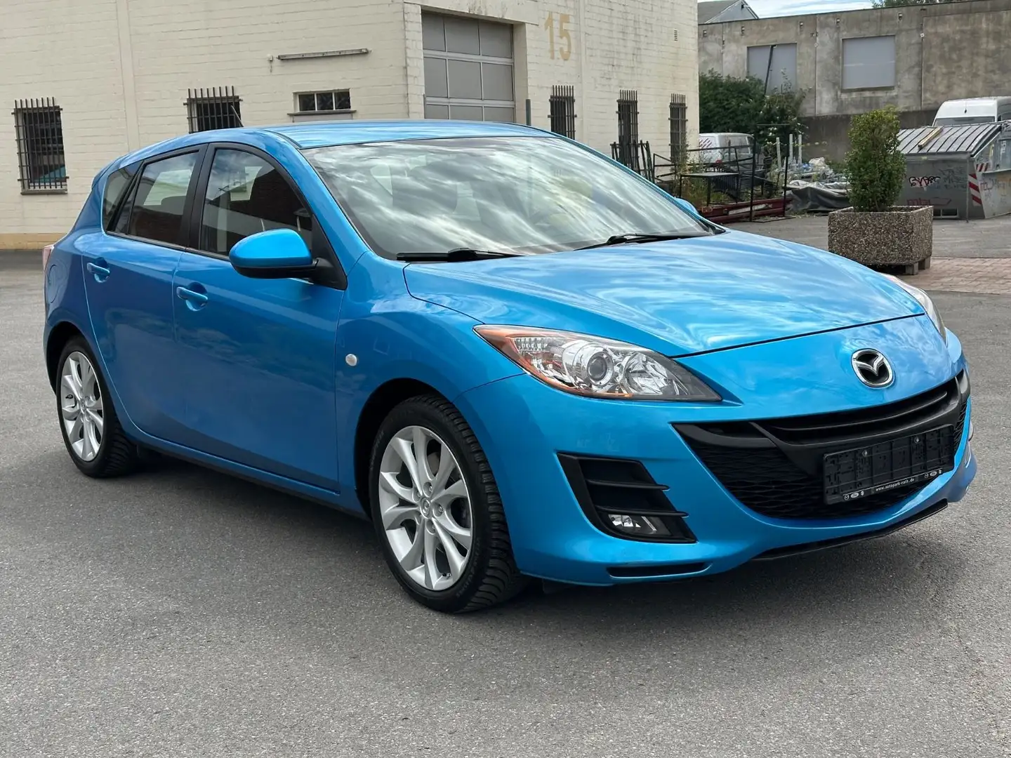 Mazda 3 Lim. 2.0 Benzin Exclusive-Line Navi Bleu - 2