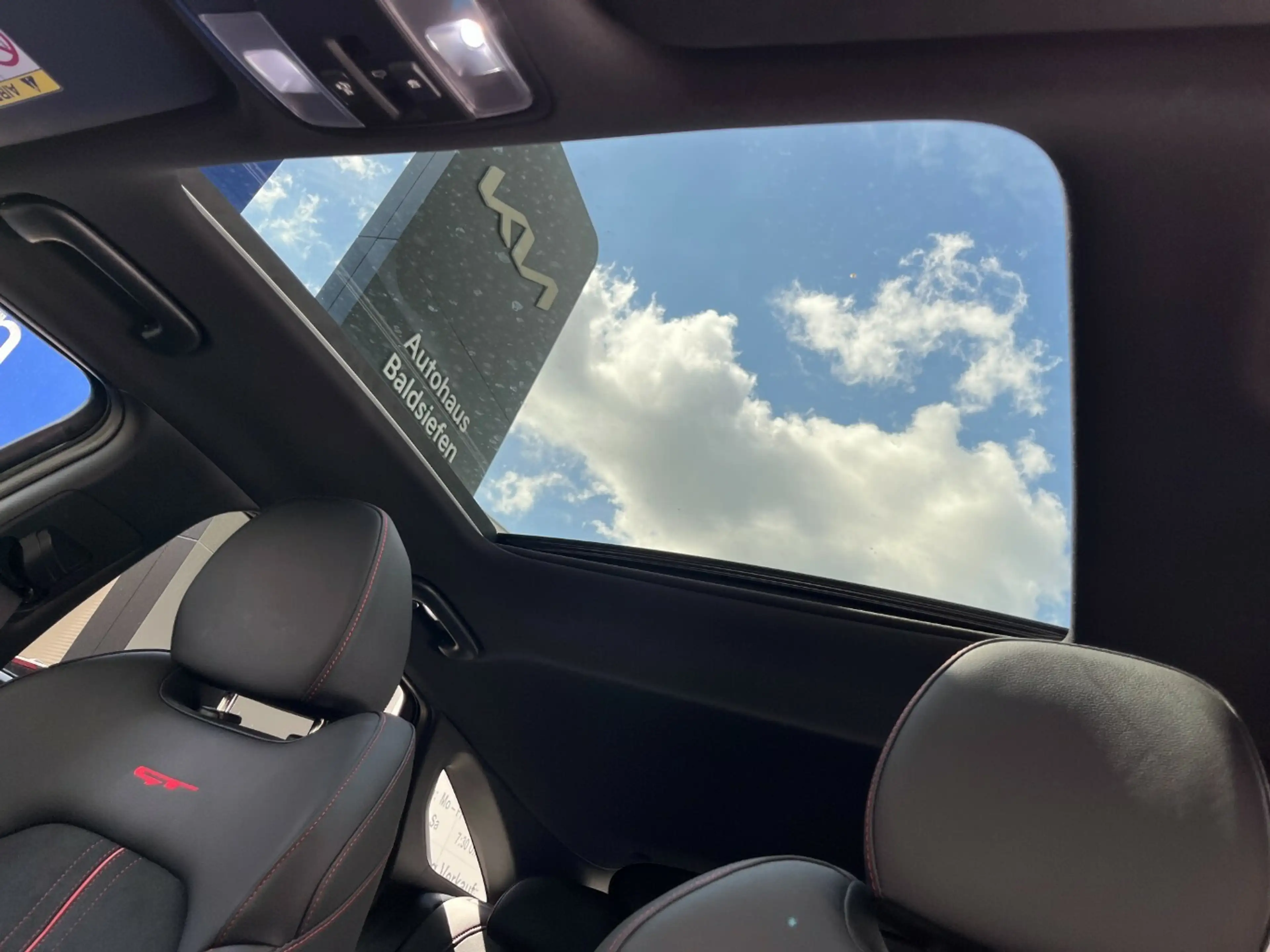 Kia ProCeed / pro_cee'd GT Komfort-Paket, Glasdach — photo 8