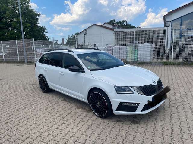 Skoda Octavia Octavia Combi 2.0 TSI DSGRS