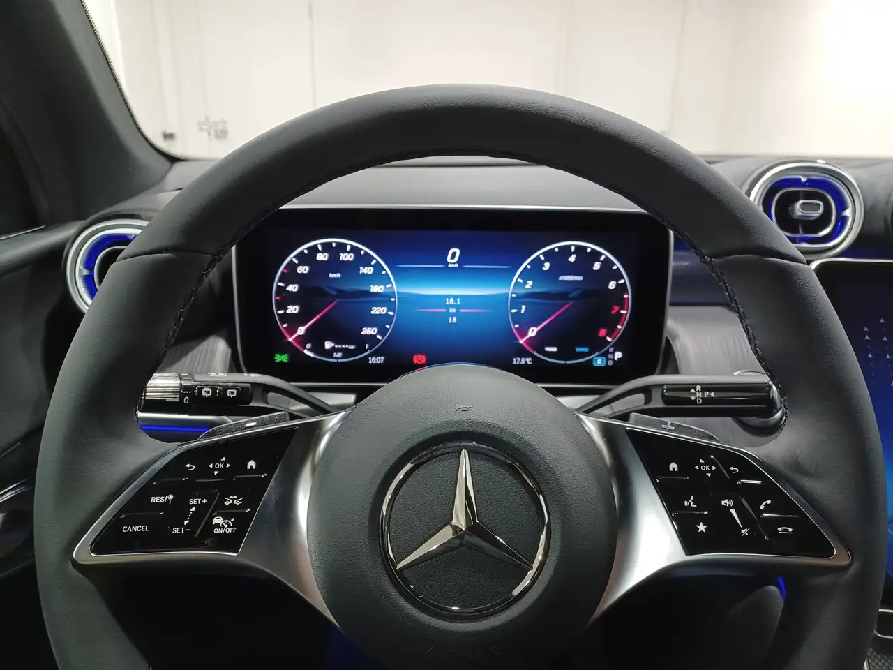 Mercedes-Benz GLC fotografie Mercedes-Benz GLC