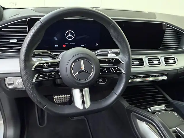 Mercedes-Benz Gle view 10