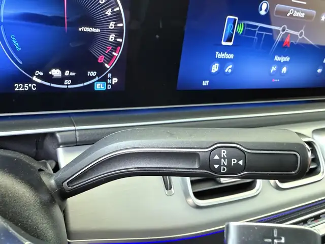 Mercedes-Benz Gle view 14