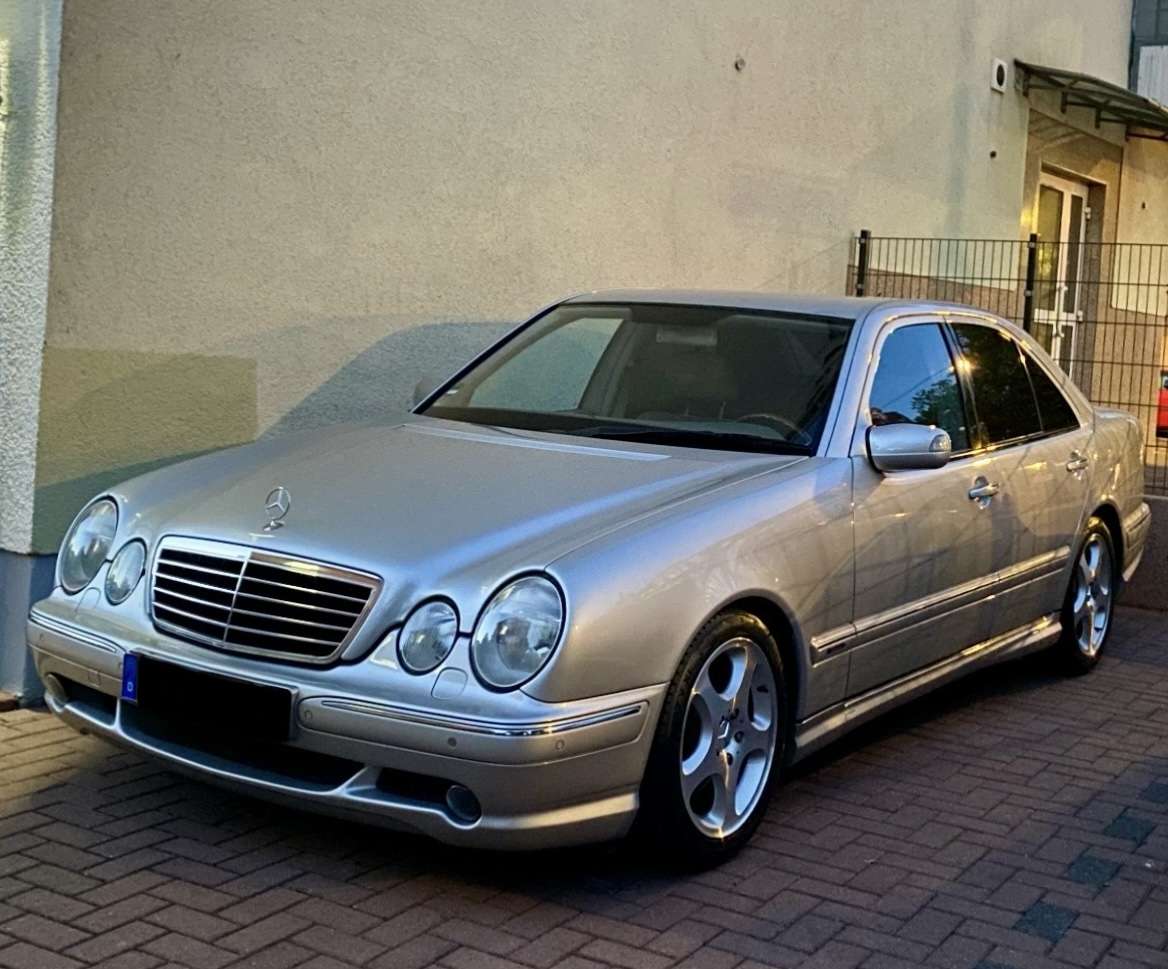 Ojazdené Mercedes Benz E-Class 320