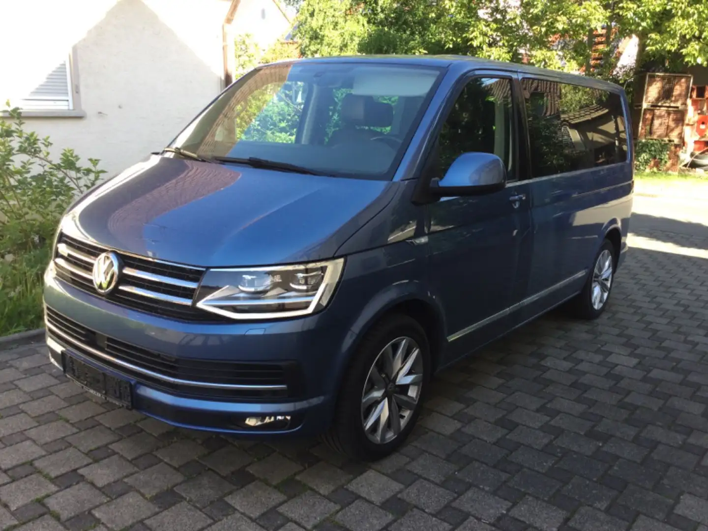 Volkswagen T6 Multivan 4 MOTION GENERATION SIX  ABT 226 PS Blau - 2