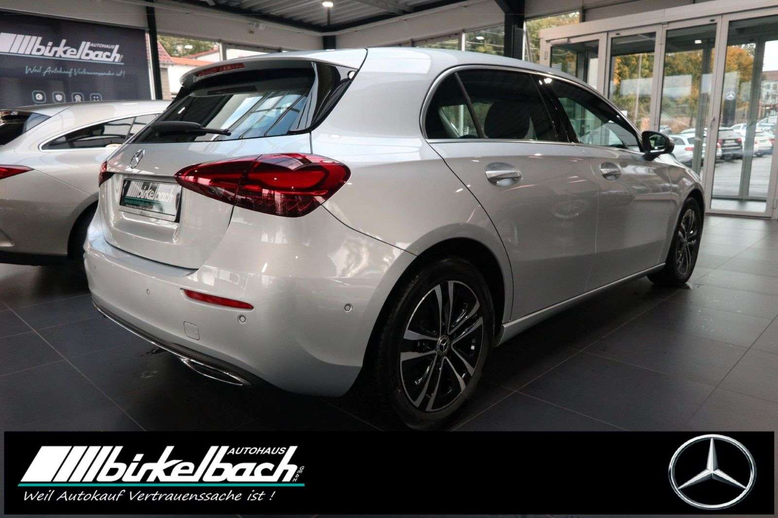 Mercedes-Benz A 180