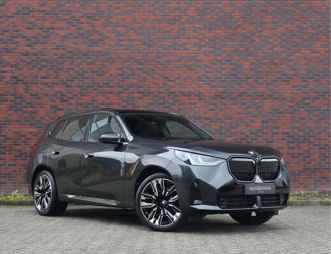 BMW X3 30e xDrive | M Sport Pro - Trekhaak - H/K - Pano Grijs - 1