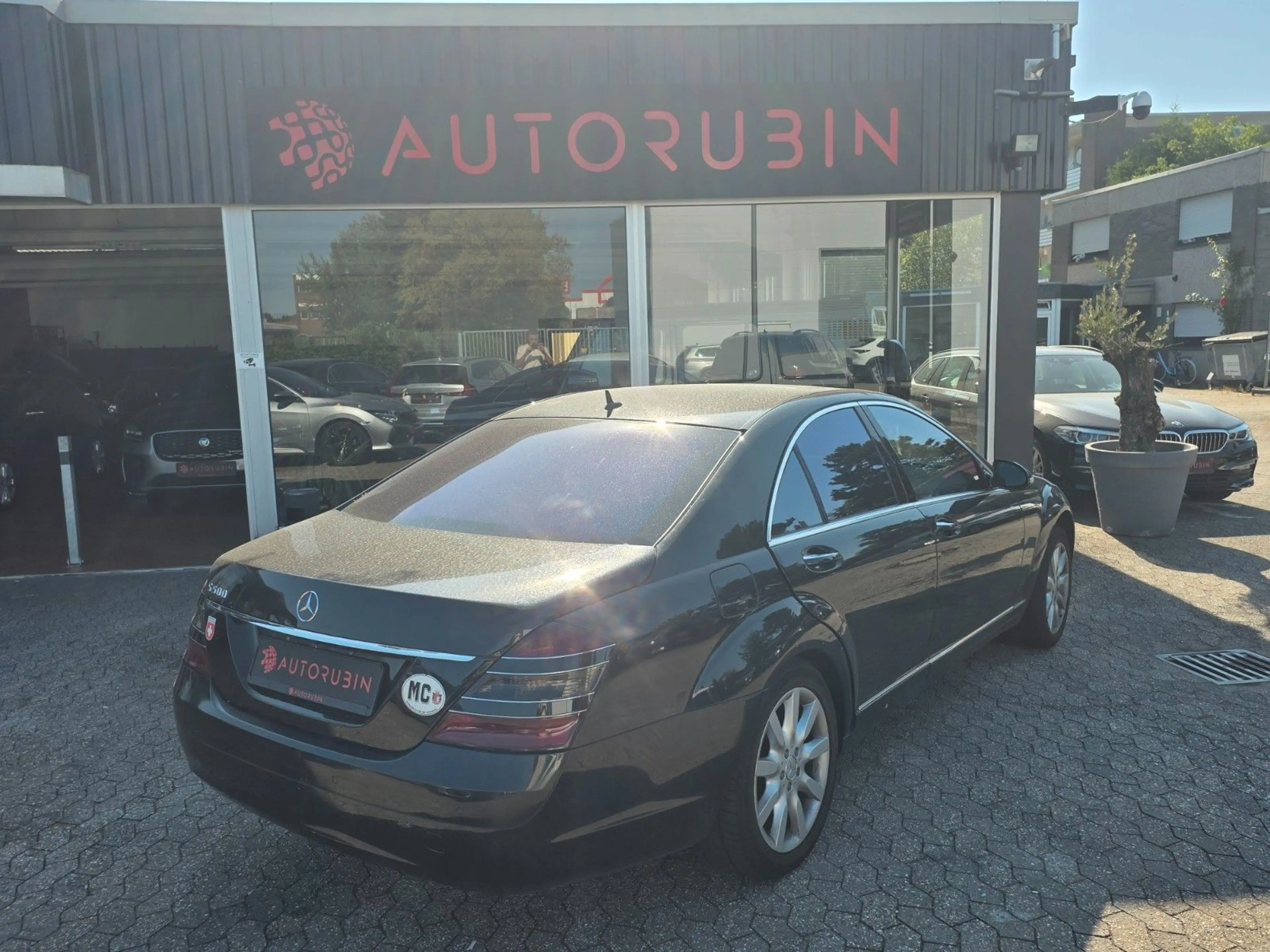 Mercedes-Benz S 500 S Limousine S 500 — photo 4