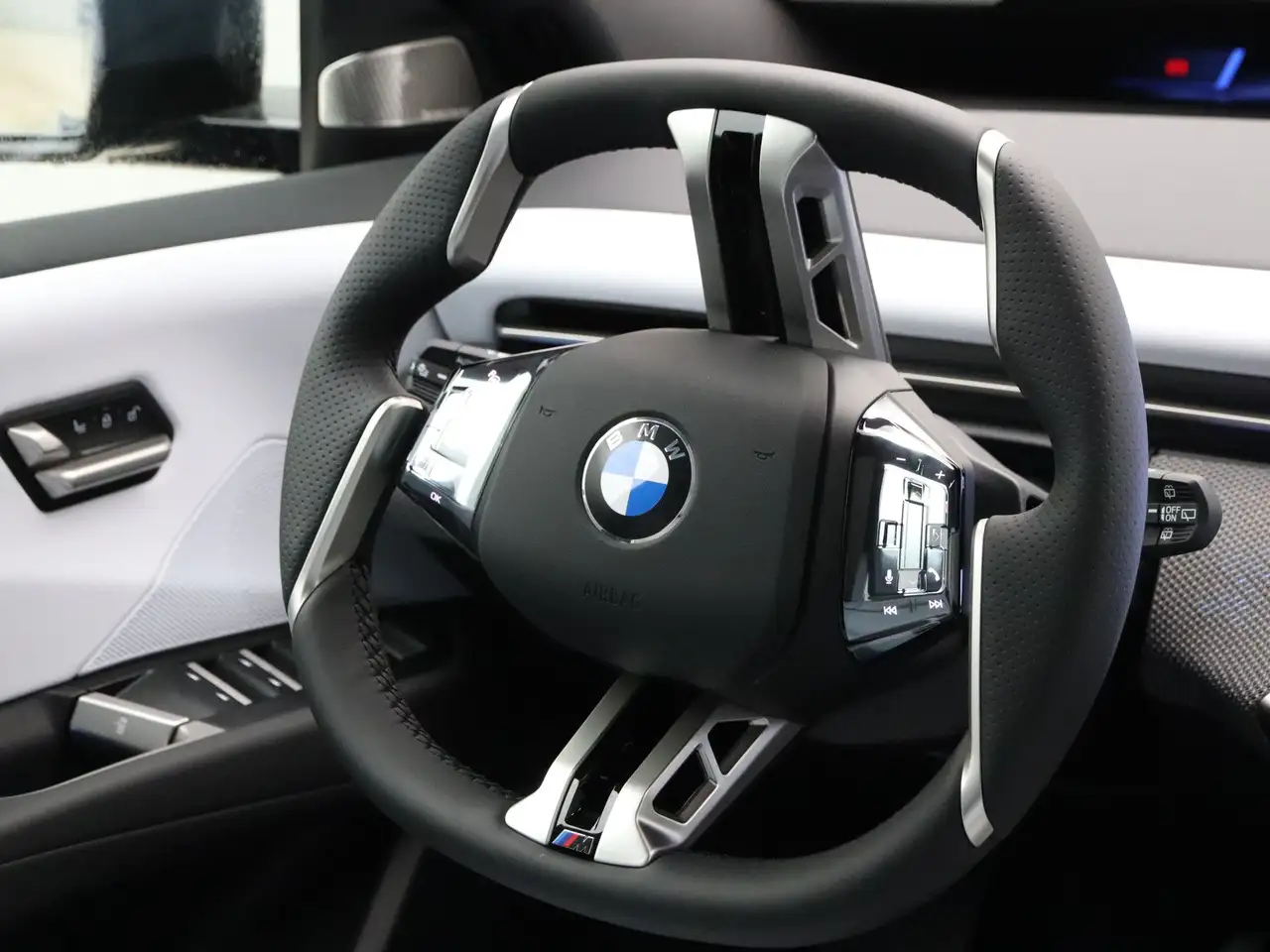 BMW iX3 2026
