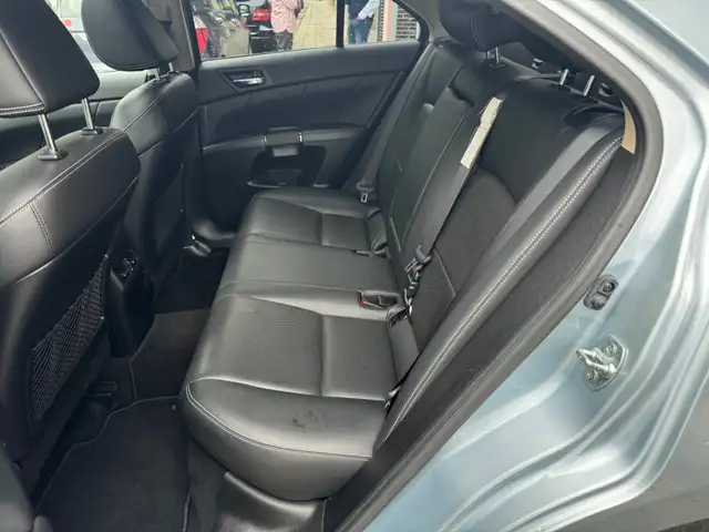 Suzuki Kizashi view 16