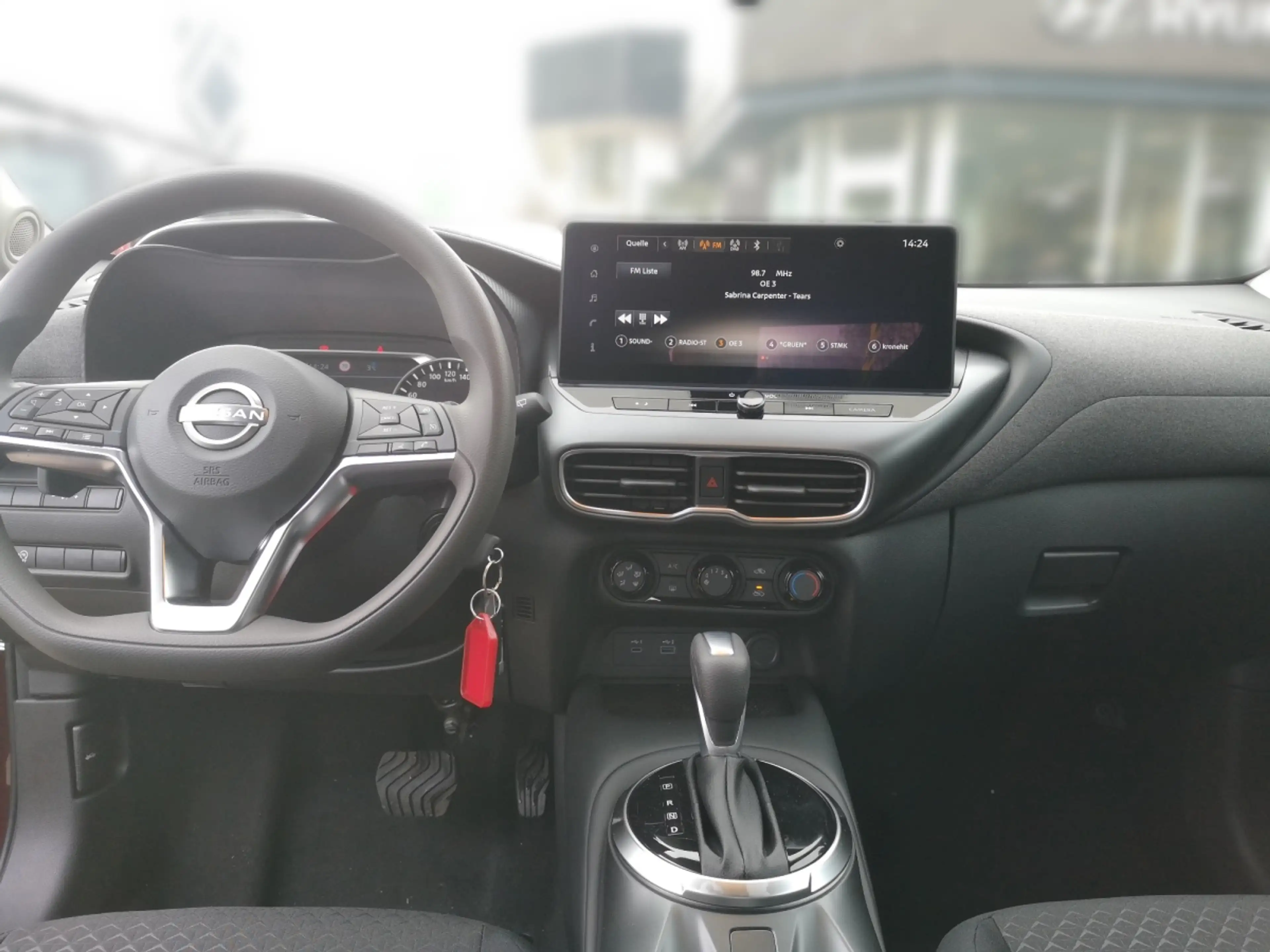 Nissan Juke Acenta 1.0 DIG-T 114PS 7DCT — photo 4